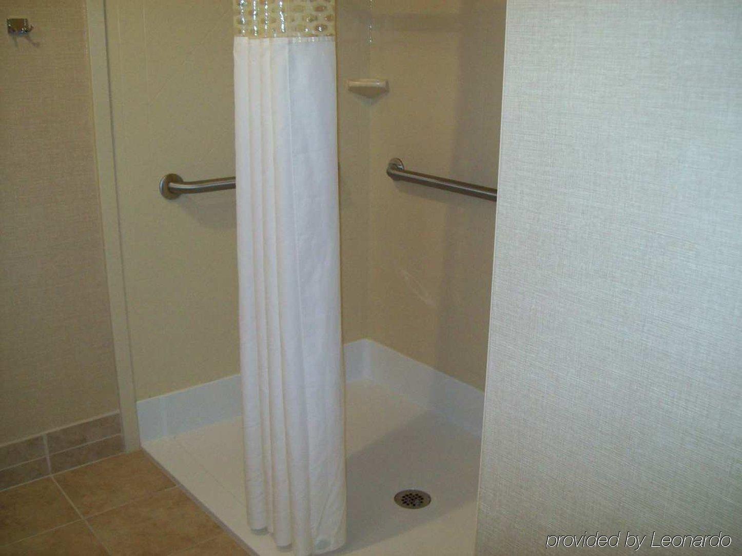 Hampton Inn Sidney Rom bilde